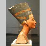f18j3pm040-nefertiti2