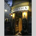 h18j4pm035-sophieneck1